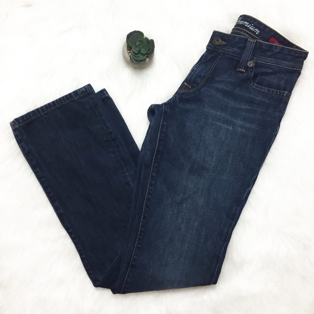 3/$20 GUESS Straight Leg Jeans